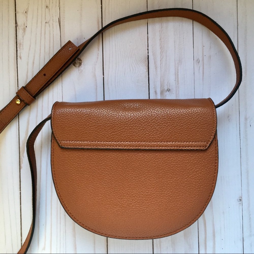 Steve Madden Half Moon Front Flap Crossbody - Picture 7 of 7